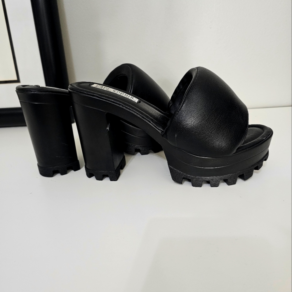 Chunky black sandals